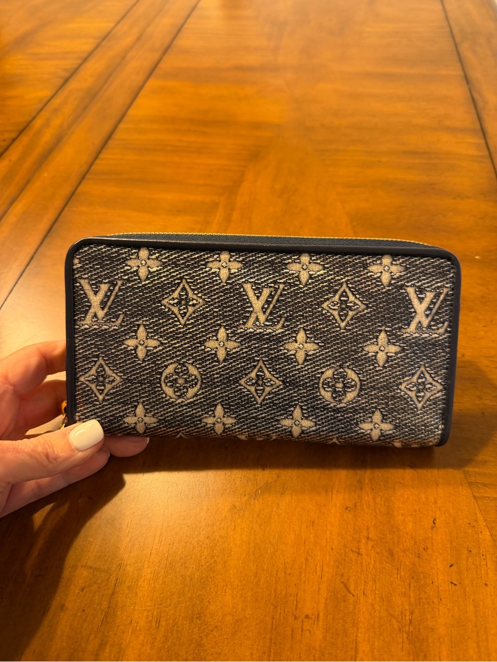 Louis Vuitton Monogram Denim Tote - Blue and Cream - Picture 6 of 7